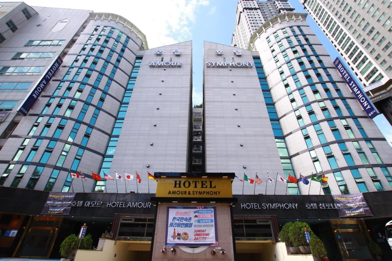 Amour Hotel Suwon Exterior foto